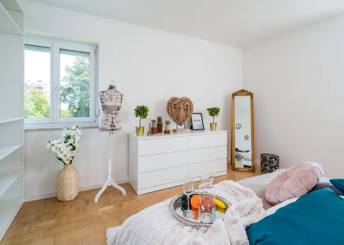 Lejlighed Og2 M With Balcony - 10 Min To Salzburg *
